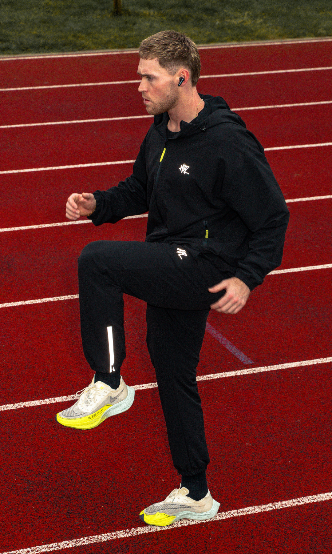 MEN'S TECHNICAL HOODIE & JOGGERS